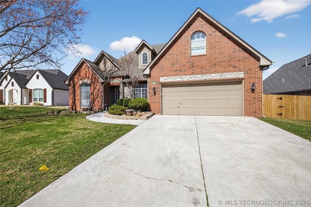 10203 E 93rd Street North N, Owasso, OK 74055