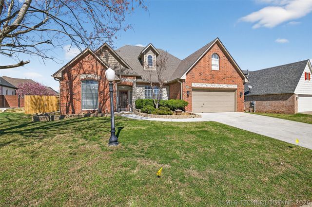 10203 E 93rd Street North N, Owasso, OK 74055