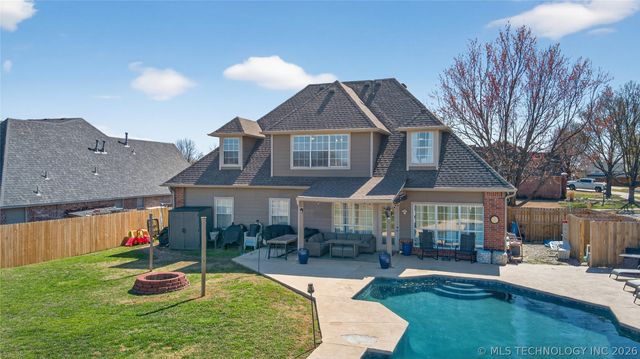 10203 E 93rd Street North N, Owasso, OK 74055