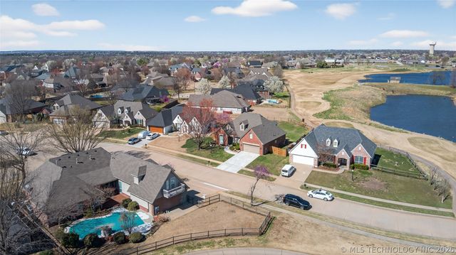 10203 E 93rd Street North N, Owasso, OK 74055