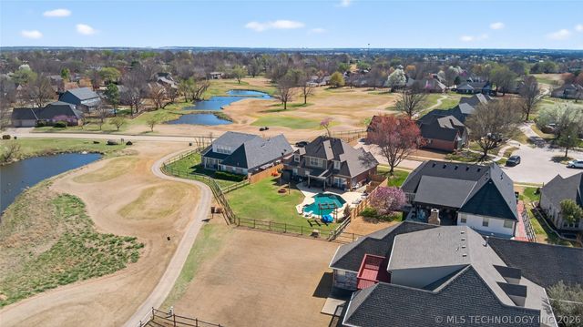 10203 E 93rd Street North N, Owasso, OK 74055