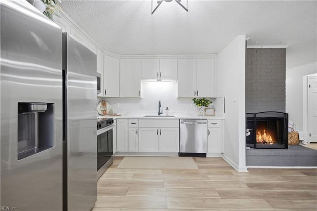 5880 Goolagong DR, Virginia Beach, VA 23464