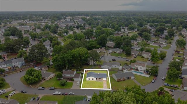 5880 Goolagong DR, Virginia Beach, VA 23464
