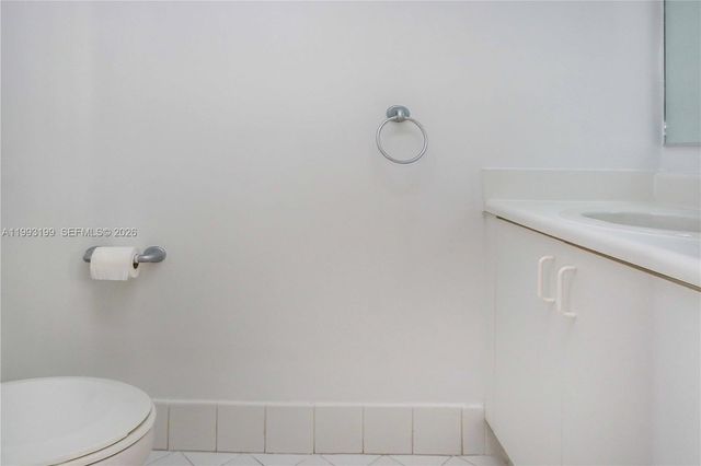 1337 Presidio Dr 5-40, Weston, FL 33327