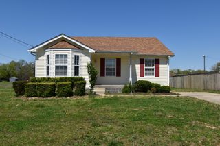 433 Caney Ln, Clarksville, TN 37040