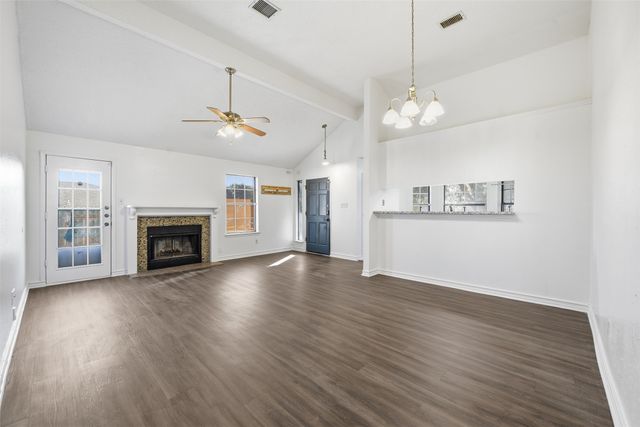 10000 Long Rifle Drive, Fort Worth, TX 76108