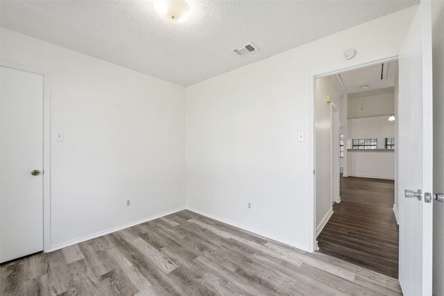 10000 Long Rifle Drive, Fort Worth, TX 76108