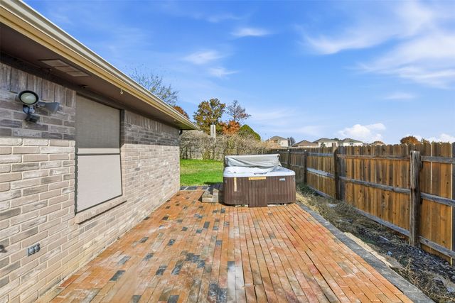 10000 Long Rifle Drive, Fort Worth, TX 76108