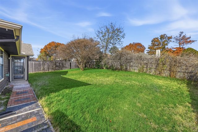 10000 Long Rifle Drive, Fort Worth, TX 76108