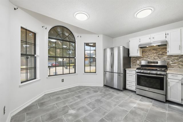 10000 Long Rifle Drive, Fort Worth, TX 76108