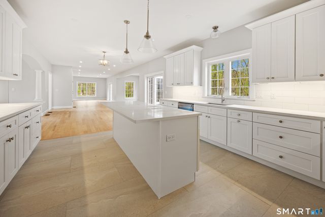 47 J Ryan Way, Watertown, CT 06795