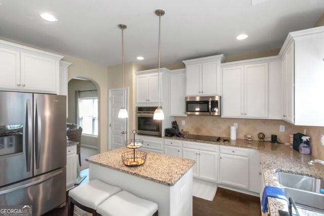 316 Sierra Court, Mcdonough, GA 30253