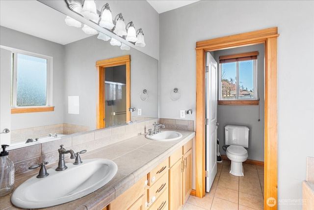 9723 Phillips Road SE, Port Orchard, WA 98367