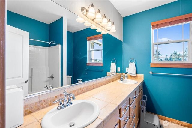 9723 Phillips Road SE, Port Orchard, WA 98367