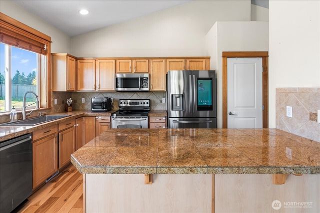 9723 Phillips Road SE, Port Orchard, WA 98367