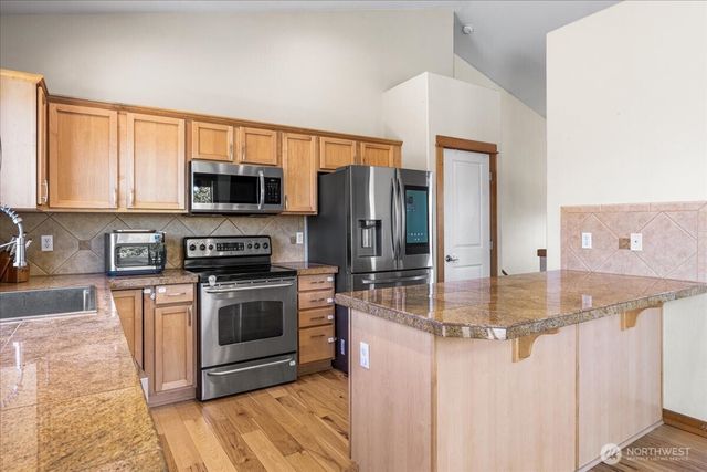 9723 Phillips Road SE, Port Orchard, WA 98367