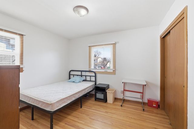 6925 Halifax Avenue N, Brooklyn Center, MN 55429