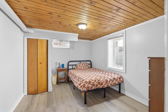 6925 Halifax Avenue N, Brooklyn Center, MN 55429