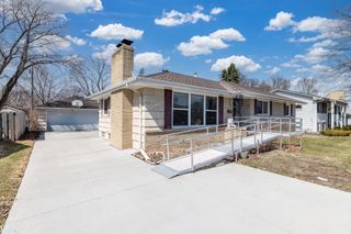 6925 Halifax Avenue N, Brooklyn Center, MN 55429
