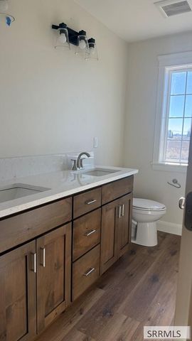 341 Copeland Dr, Idaho Falls, ID 83401