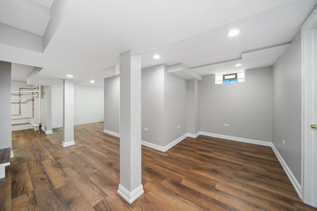 6011 N Monitor Avenue, Chicago, IL 60646