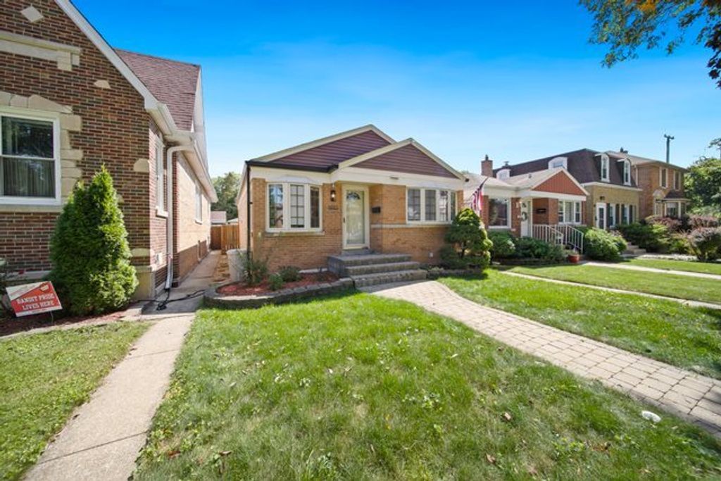 6011 N Monitor Avenue, Chicago, IL 60646