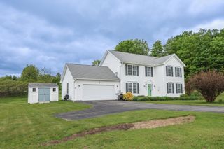 7 Fairway Drive, Franklin, NH 03235