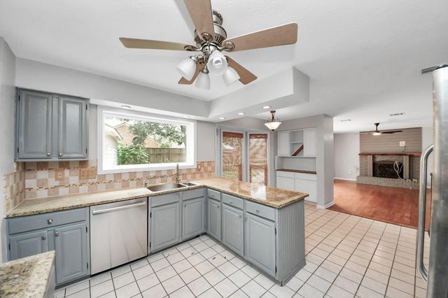 4330 Meadow Springs Drive, Houston, TX 77339