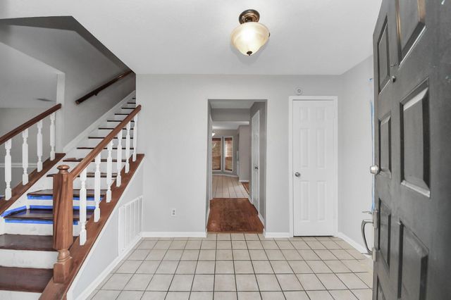 4330 Meadow Springs Drive, Houston, TX 77339