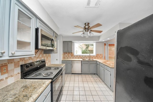 4330 Meadow Springs Drive, Houston, TX 77339