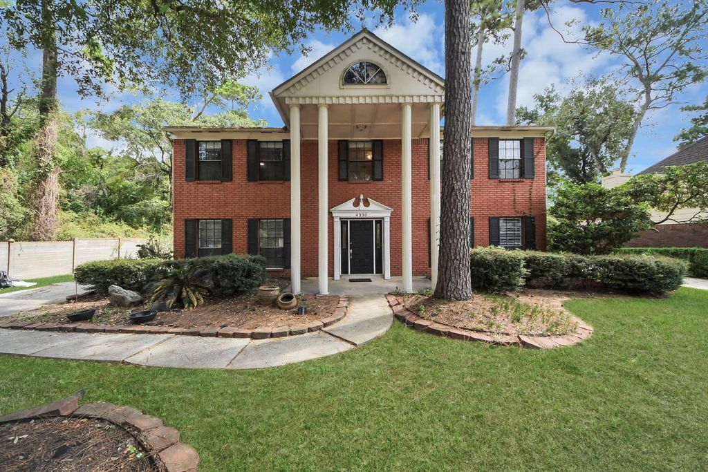 4330 Meadow Springs Drive, Houston, TX 77339