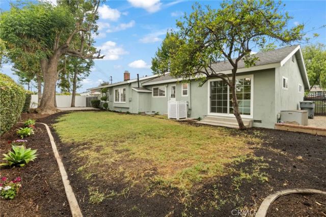 860 Sycamore Avenue, La Habra, CA 90631