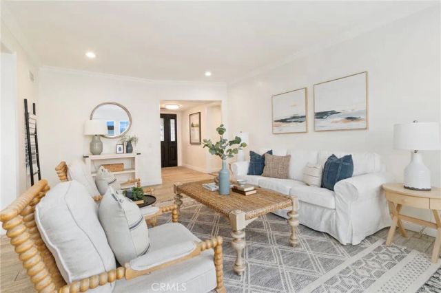 860 Sycamore Avenue, La Habra, CA 90631