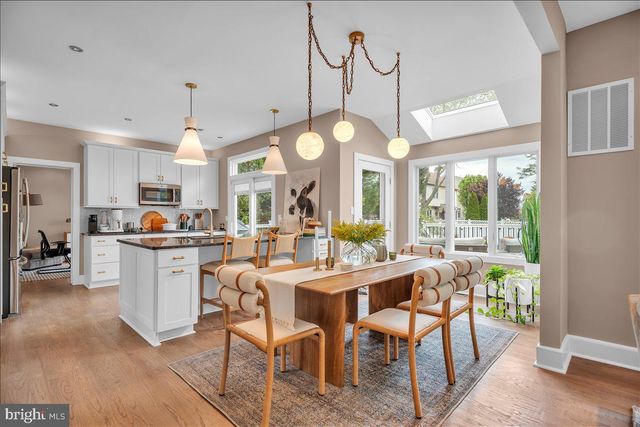 85 BROOKS RD, Moorestown, NJ 08057