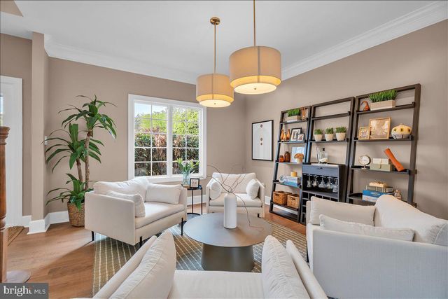 85 BROOKS RD, Moorestown, NJ 08057