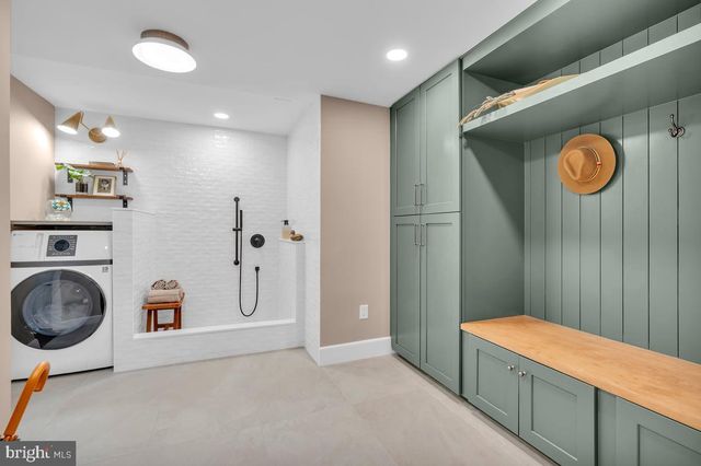 85 BROOKS RD, Moorestown, NJ 08057
