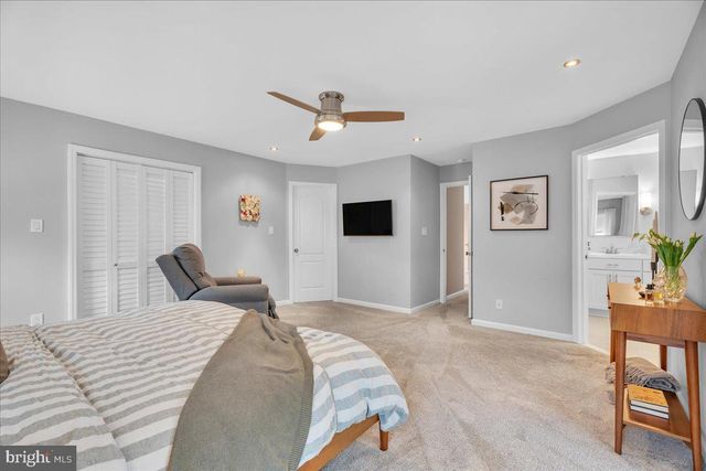 85 BROOKS RD, Moorestown, NJ 08057