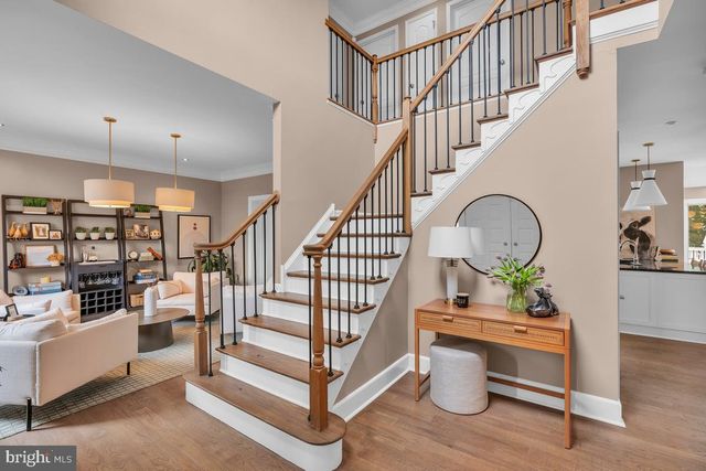 85 BROOKS RD, Moorestown, NJ 08057