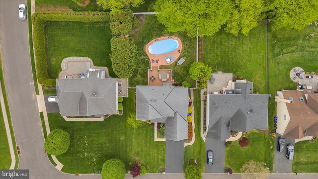 85 BROOKS RD, Moorestown, NJ 08057
