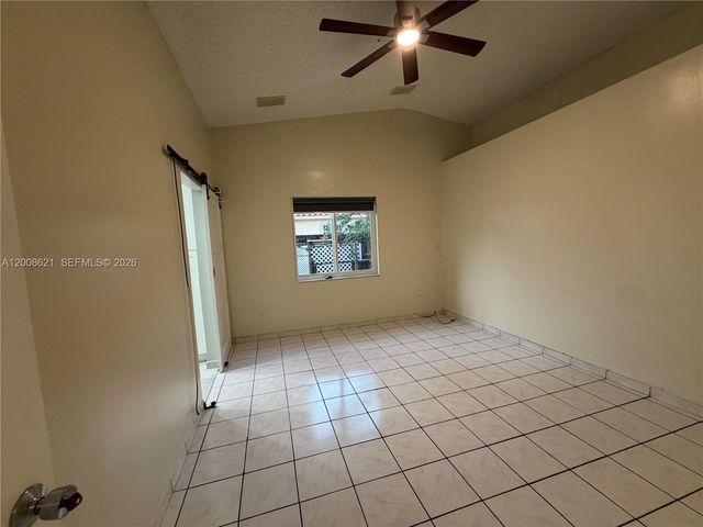 3159 W 73rd Pl, Hialeah, FL 33018