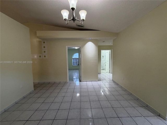 3159 W 73rd Pl, Hialeah, FL 33018