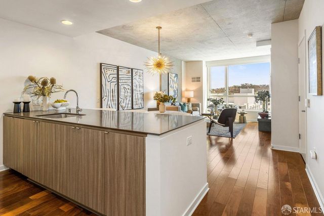 45 Bartlett Street 602, San Francisco, CA 94110