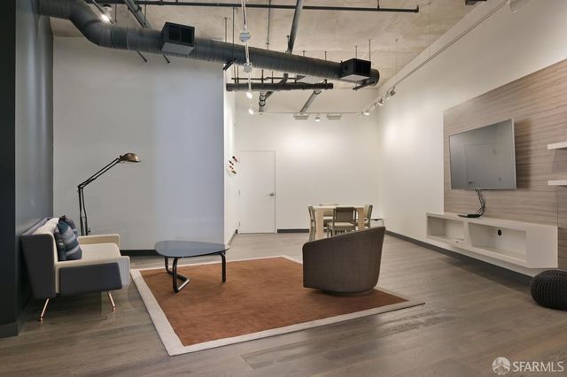 45 Bartlett Street 602, San Francisco, CA 94110