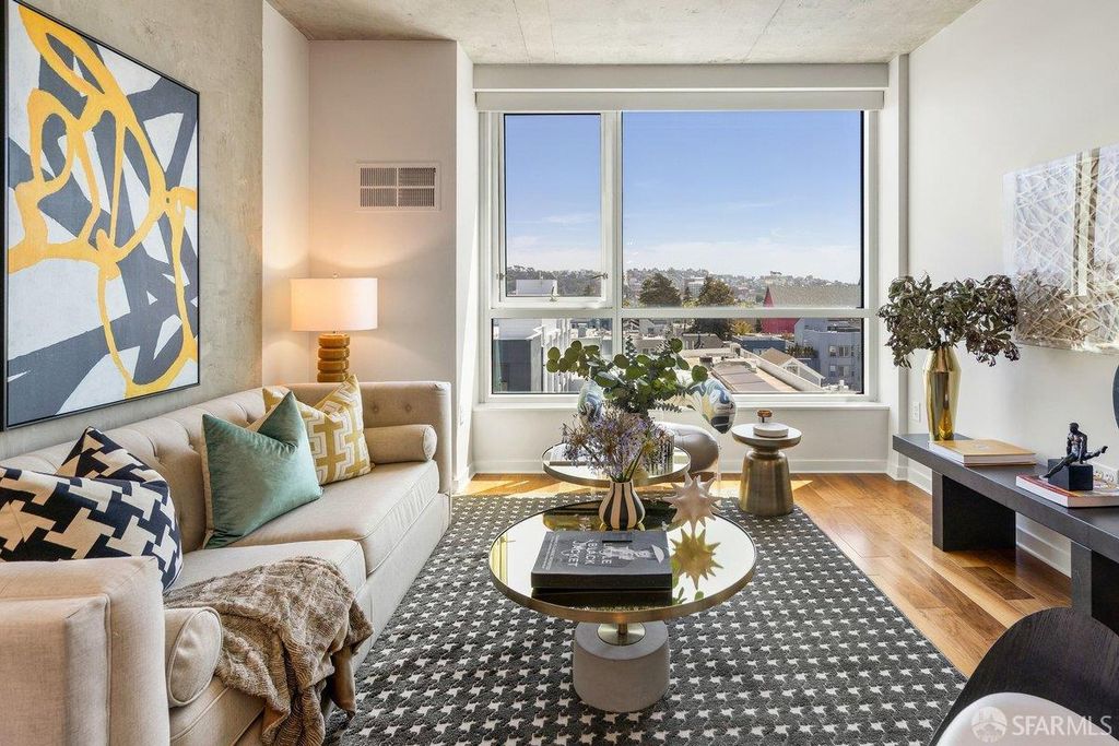 45 Bartlett Street 602, San Francisco, CA 94110