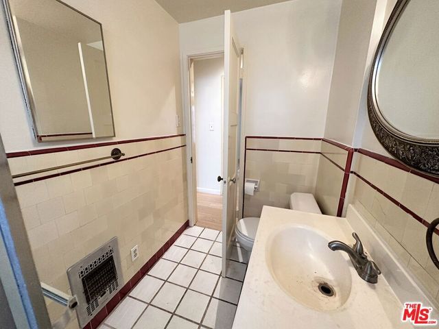 6635 Vista Del Mar, Playa Del Rey, CA 90293