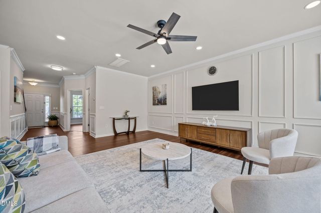 2464 Emily Brook Way, Apex, NC 27523