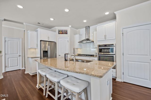 2464 Emily Brook Way, Apex, NC 27523