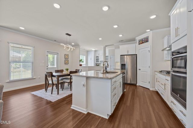 2464 Emily Brook Way, Apex, NC 27523