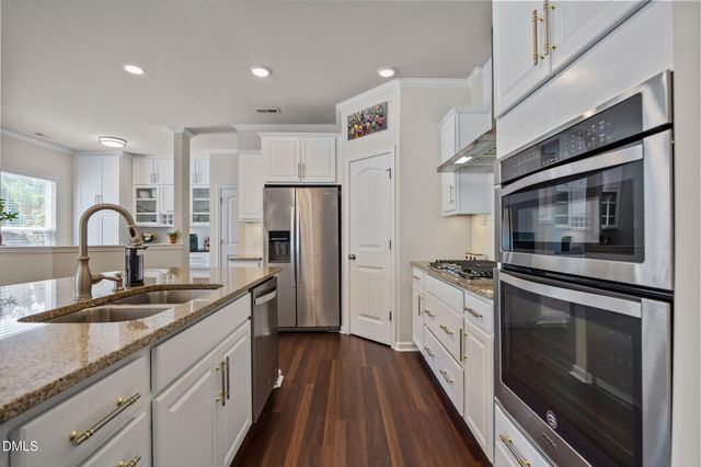 2464 Emily Brook Way, Apex, NC 27523