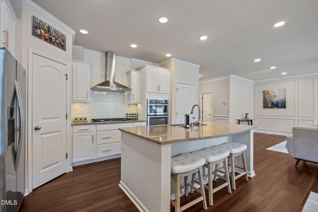 2464 Emily Brook Way, Apex, NC 27523